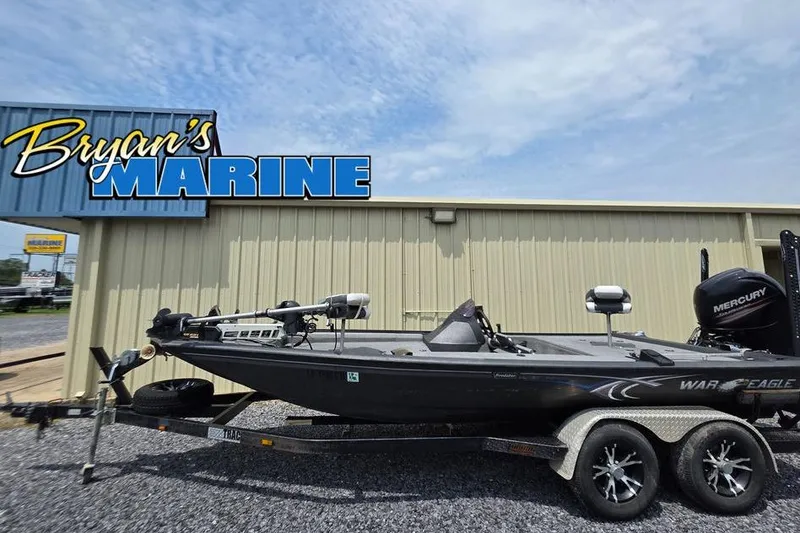 The Image of 2018 War Eagle 961 Predator boat at Bryan's Marine dealership. - 0