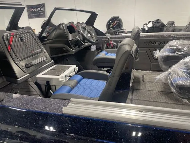 Slide: The Image of Vexus DVX 22s 2026 - 7