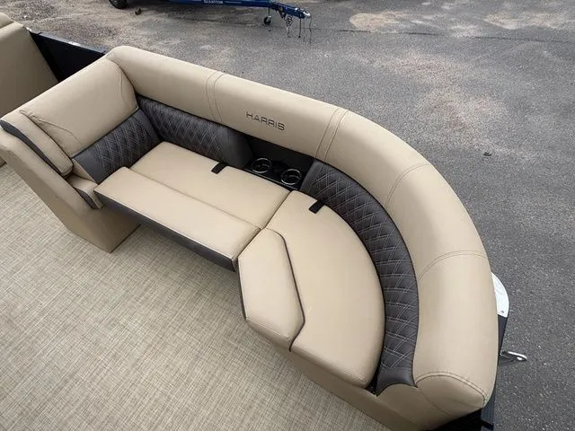 Slide: The Image of Harris SUNLINER 230 SLDH 2022 - 11