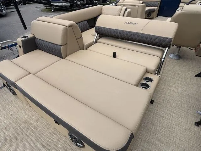 Slide: The Image of Harris SUNLINER 230 SLDH 2022 - 13