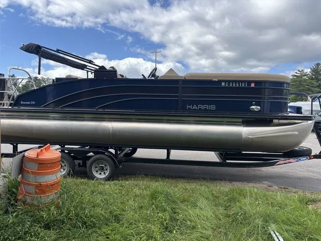 Slide: The Image of Harris SUNLINER 230 SLDH 2022 - 5