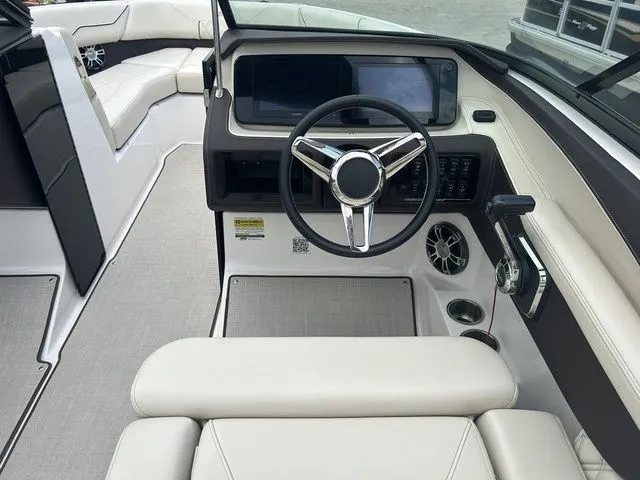 Slide: The Image of Regal LS4 2023 - 11