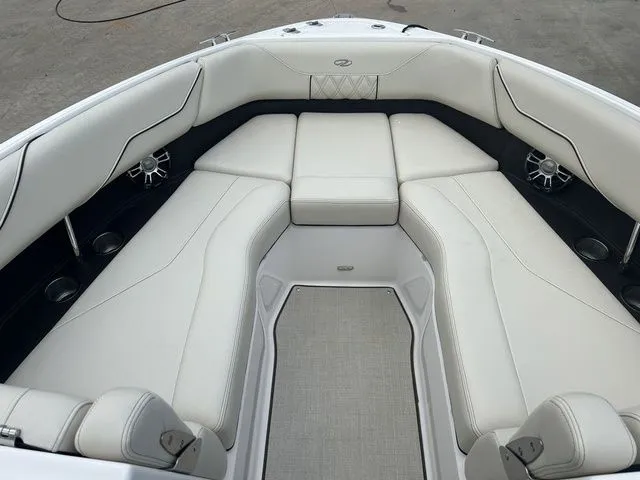 Slide: The Image of Regal LS4 2023 - 16