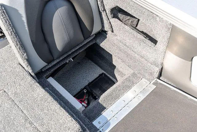 Slide: The Image of Lund 2275 Baron Sport 2026 - 12