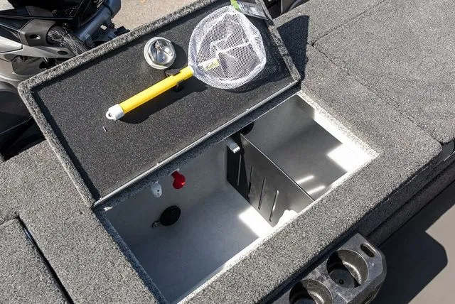 Slide: The Image of Lund 2275 Baron Sport 2026 - 13