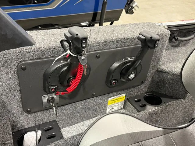 Slide: The Image of Lund 1875 Impact XS Sport 2026 - 16