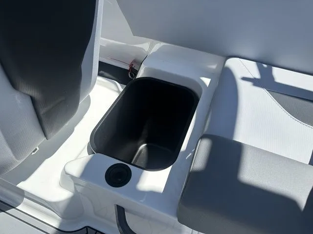 Slide: The Image of MasterCraft NXT22 2023 - 12