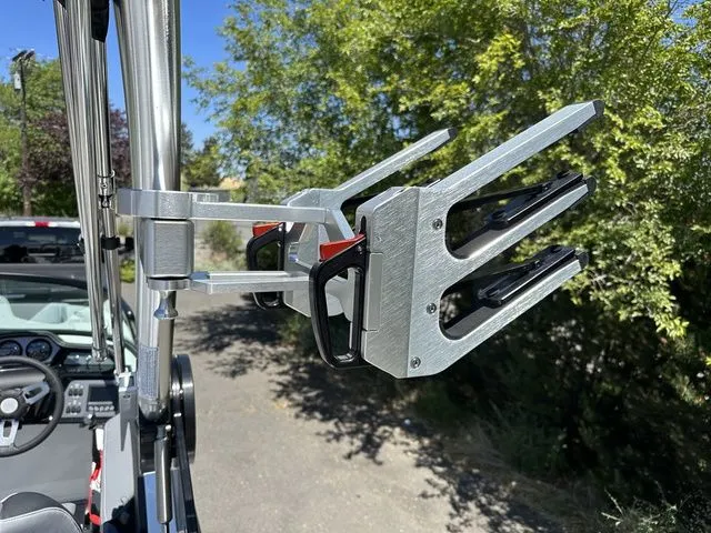 Slide: The Image of MasterCraft NXT22 2023 - 16