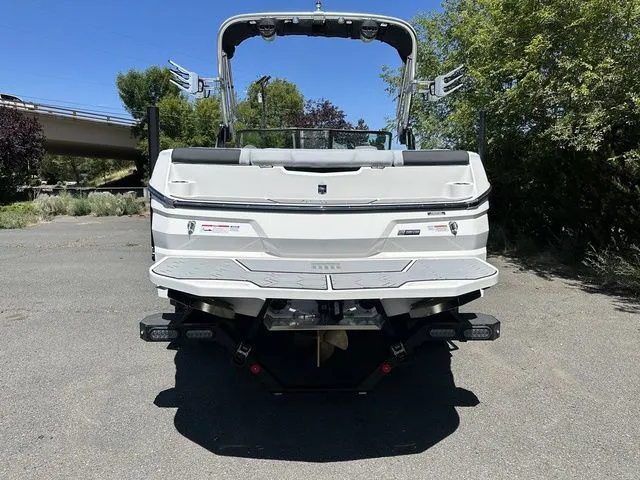 Slide: The Image of MasterCraft NXT22 2023 - 5