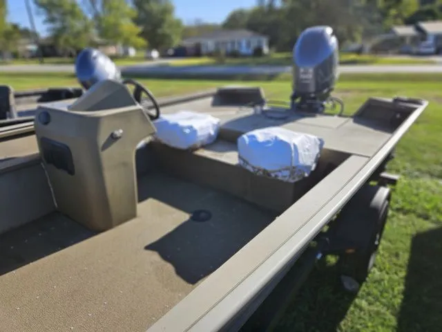 Slide: The Image of G3 Gator Tough 18 SC 2024 - 16