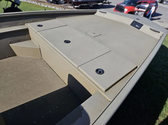 Slide: The Image of G3 Gator Tough 18 SC 2024 - 9