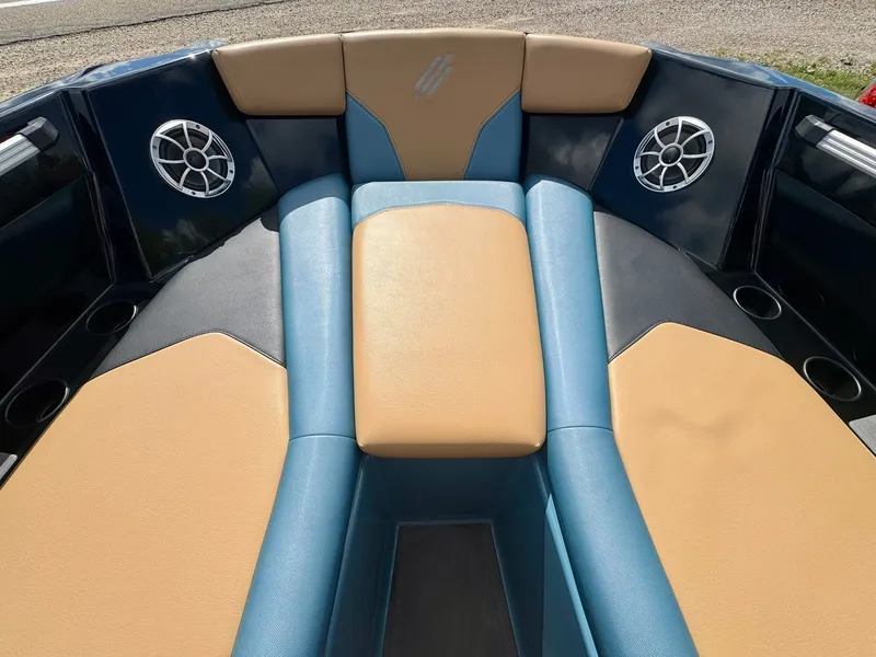 Slide: The Image of ATX 24 Type-S 2020 - 32