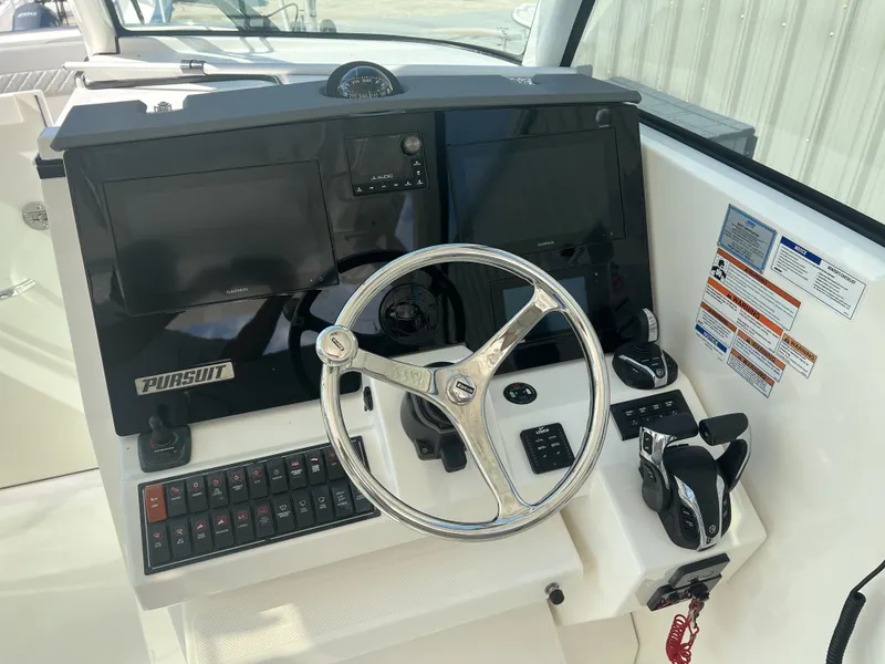 Slide: The Image of Pursuit DC 326 Dual Console 2022 - 8