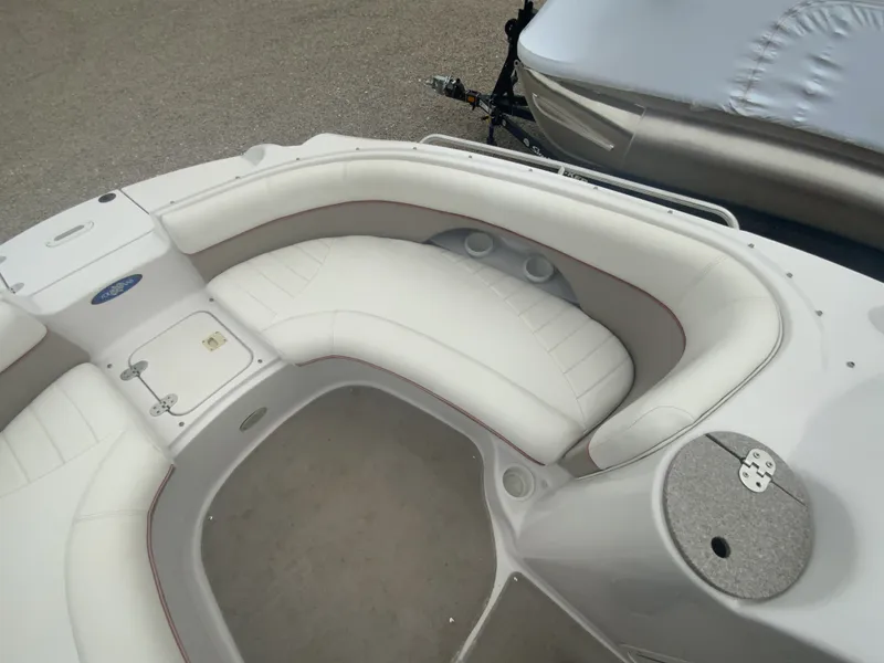 Slide: The Image of Four Winns 214 Fun Ship 2005 - 28