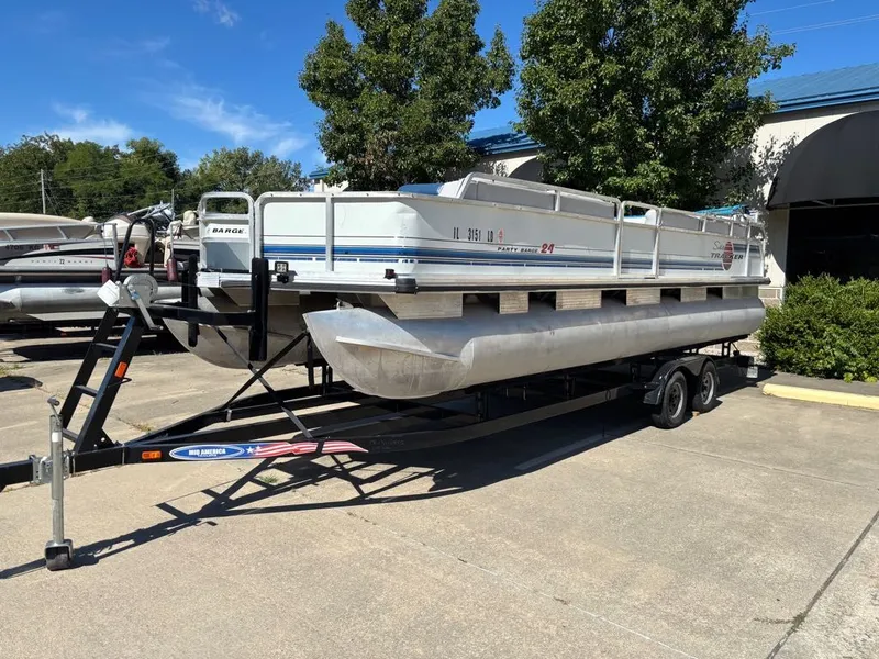 The Image of Sun Tracker PB 24 1995 - 1