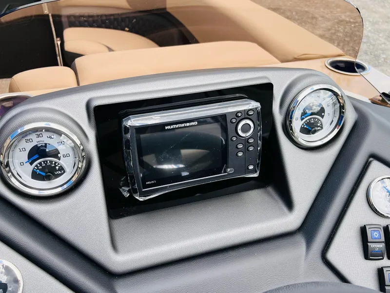 Slide: The Image of Sylvan L-3 CLZ DH Tritoon 2026 - 18