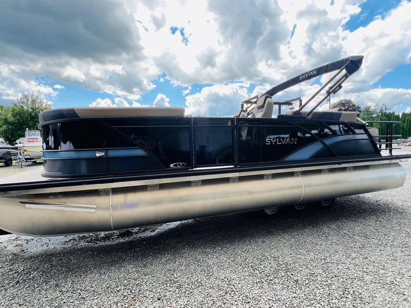 Slide: The Image of Sylvan L-3 CLZ DH Tritoon 2026 - 21