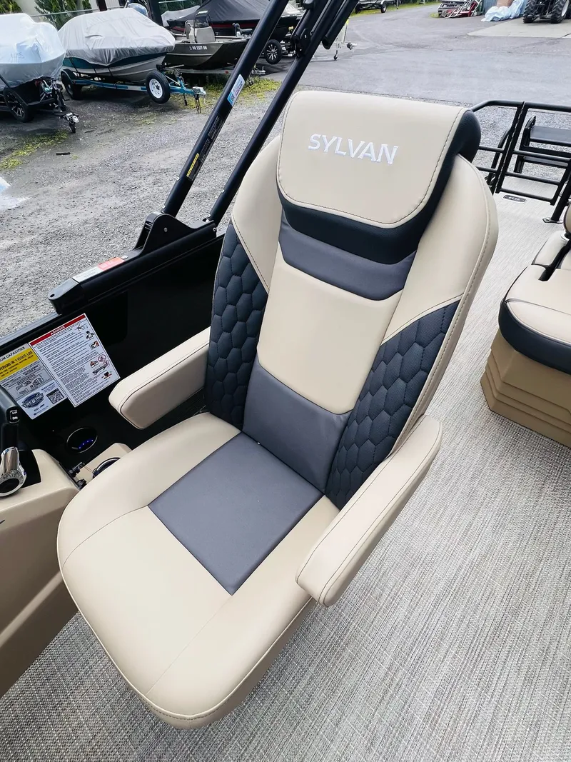 Slide: The Image of Sylvan L-3 CLZ DH Tritoon 2026 - 22