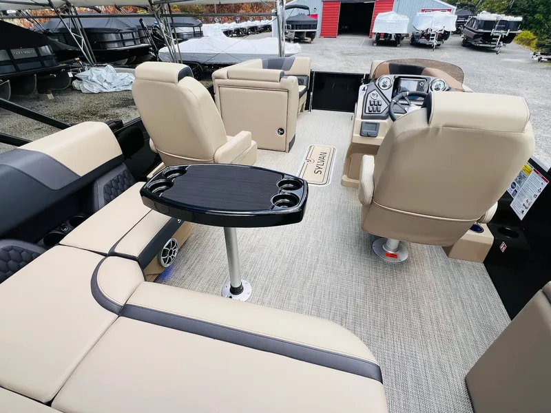 Slide: The Image of Sylvan L-3 CLZ DH Tritoon 2026 - 24