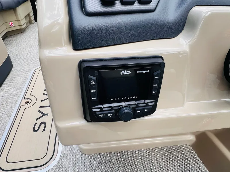 Slide: The Image of Sylvan L-3 CLZ DH Tritoon 2026 - 25