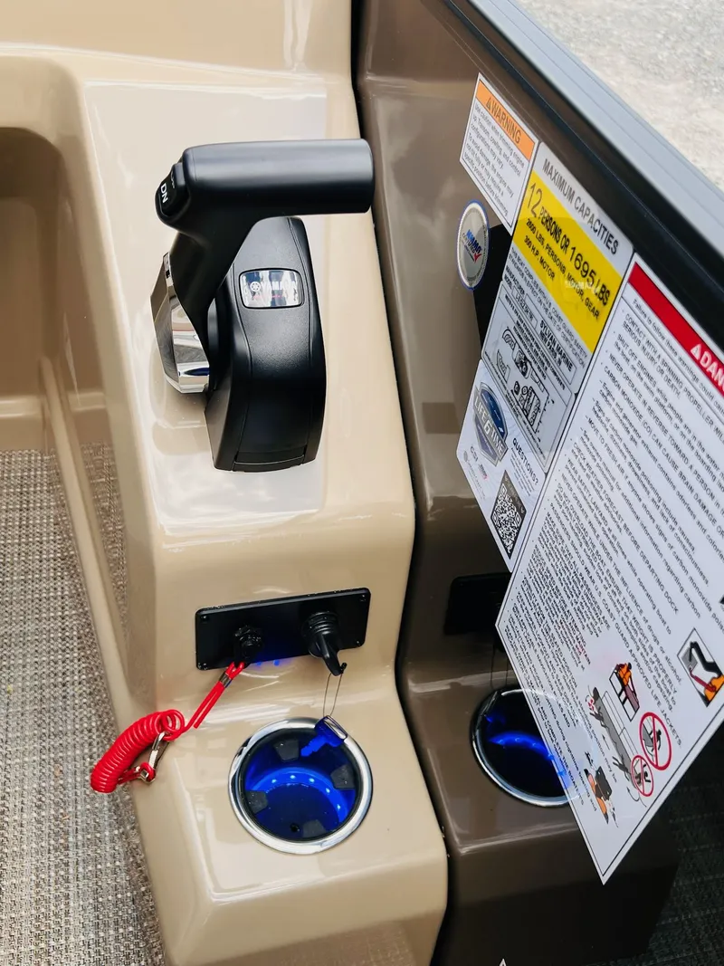 Slide: The Image of Sylvan L-3 CLZ DH Tritoon 2026 - 45