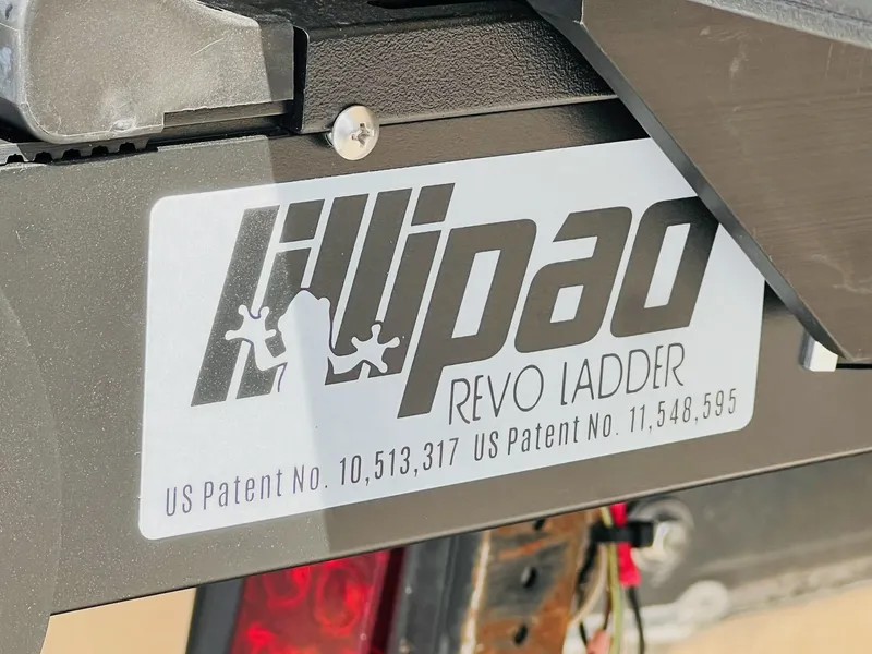 Slide: The Image of Sylvan L-3 CLZ DH Tritoon 2026 - 9