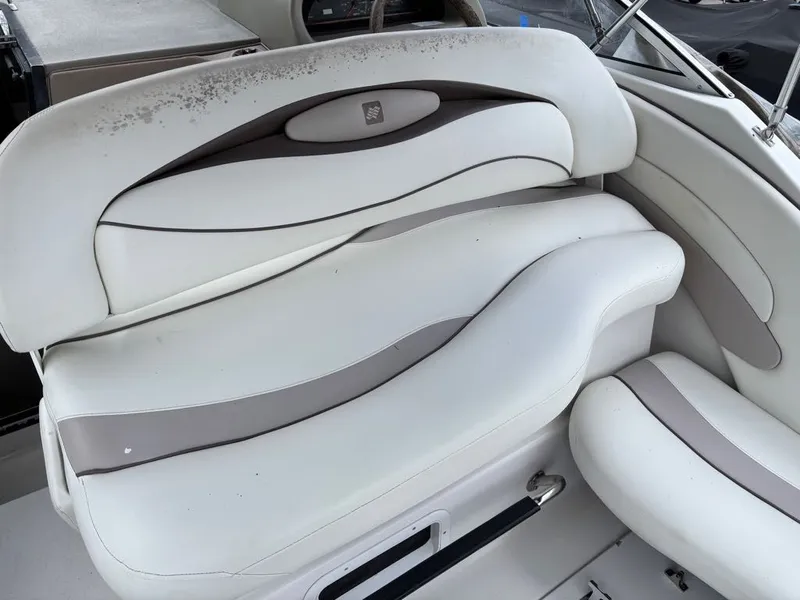 Slide: The Image of Four Winns 258 Vista 1999 - 19