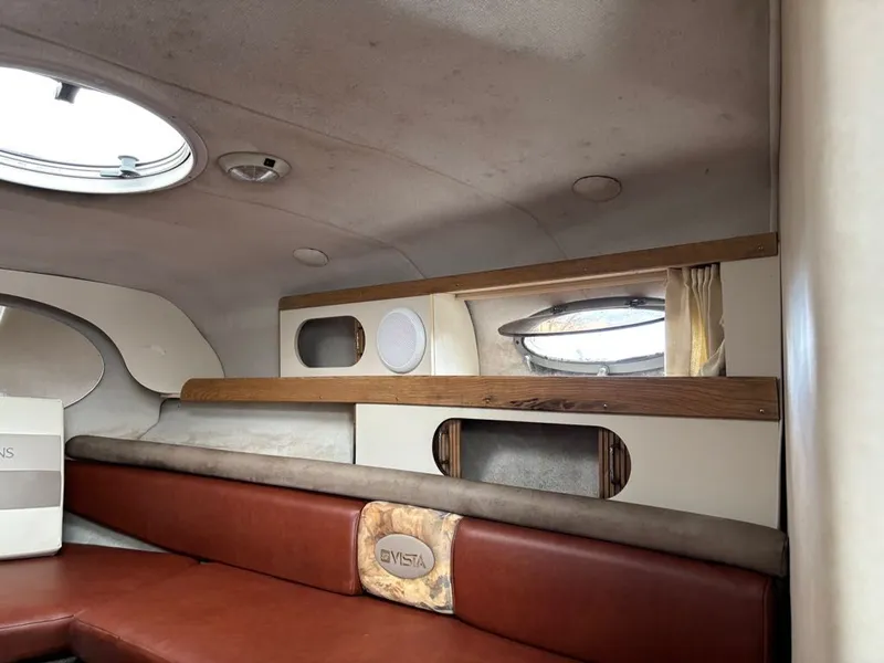 Slide: The Image of Four Winns 258 Vista 1999 - 6