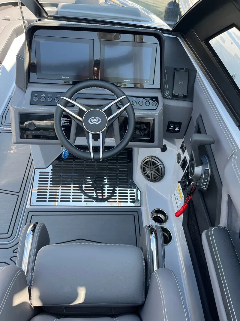 Slide: The Image of Cobalt R6 Surf 2026 - 5