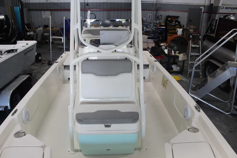 Slide: The Image of Skeeter SX210 2017 - 7