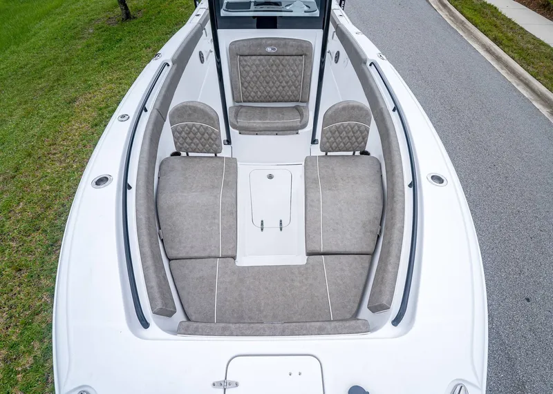 Slide: The Image of Sea Hunt Ultra 265 SE 2026 - 26