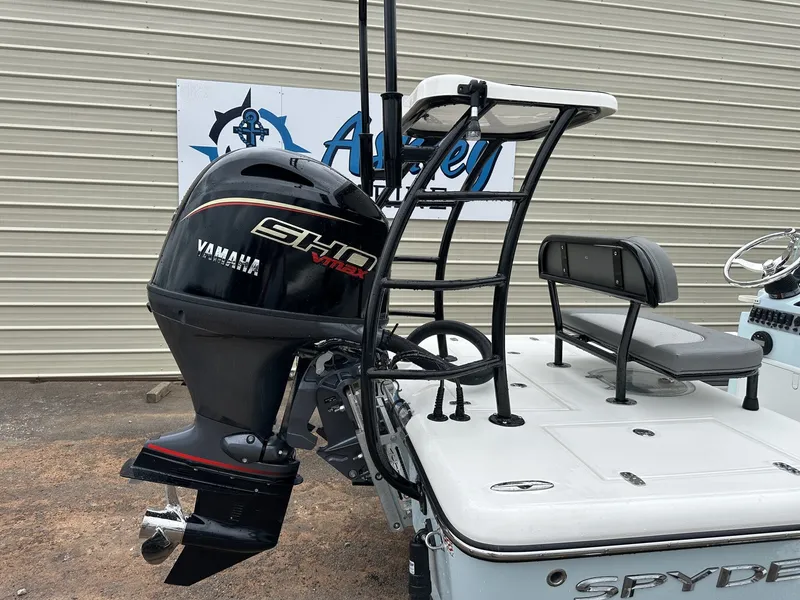 Slide: The Image of Spyder FX19 Vapor 2026 - 18