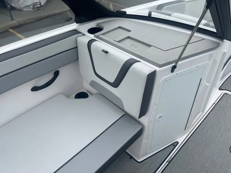 Slide: The Image of Yamaha AR220 2025 - 23