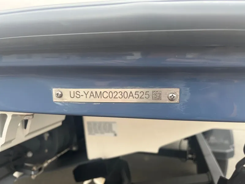 Slide: The Image of Yamaha AR220 2025 - 33