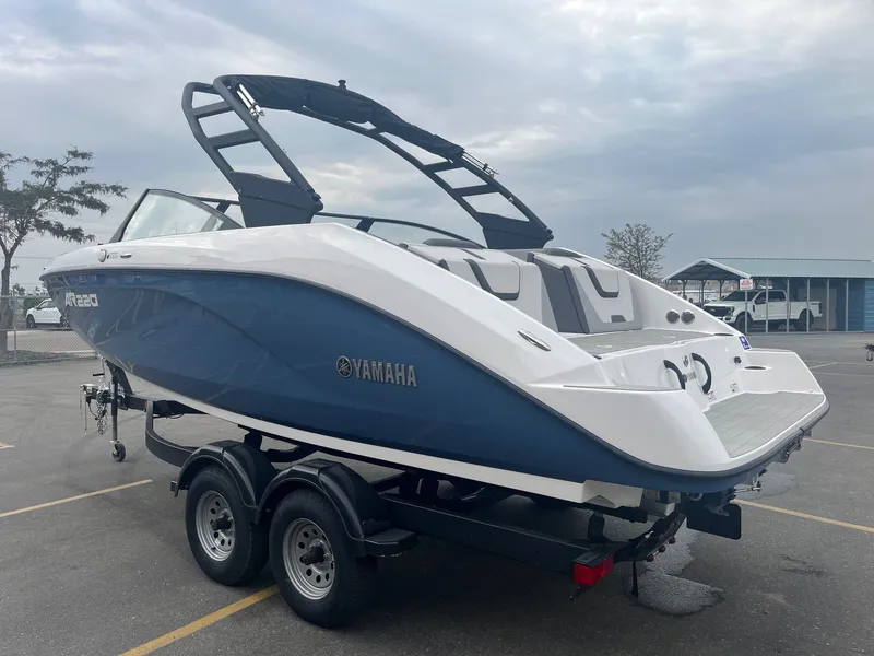 Slide: The Image of Yamaha AR220 2025 - 7