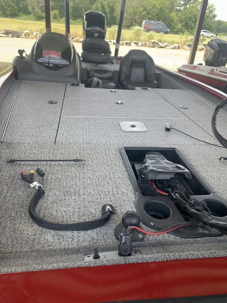 Slide: The Image of Tracker Pro Team 195 TXW 2022 - 6