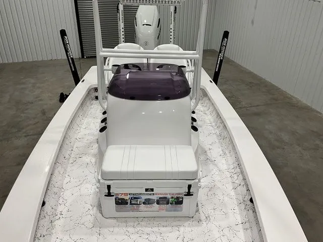 Slide: The Image of Majek Xtreme 22 2025 - 16