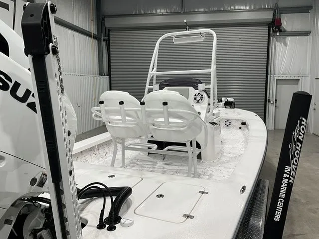 Slide: The Image of Majek Xtreme 22 2025 - 17