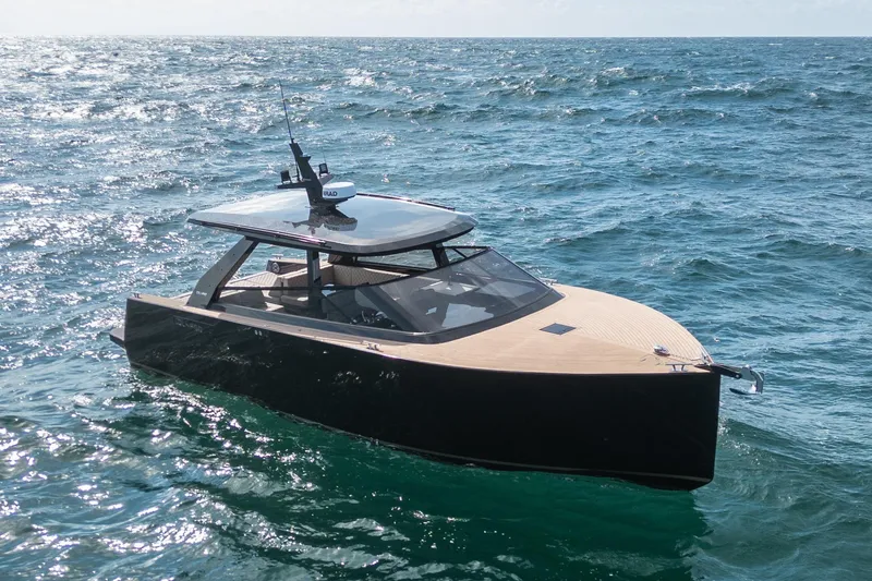 Slide: The Image of Modern Colnago C38 OPEN yacht cruising on open sea, 2025 model. - 0