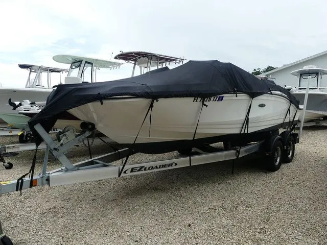 Slide: The Image of Sea Ray SPX 210 Outboard 2022 - 18