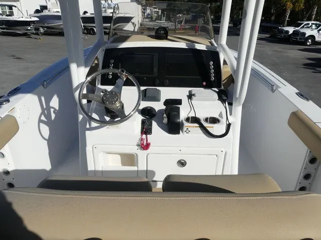Slide: The Image of Sportsman Heritage 231 Center Console 2019 - 6