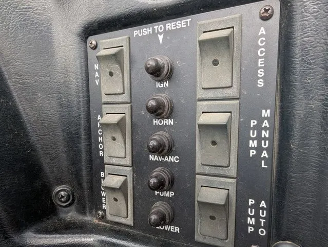 Slide: The Image of MasterCraft ProStar 1990 - 14