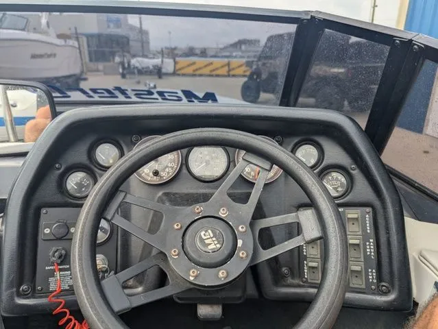 Slide: The Image of MasterCraft ProStar 1990 - 8