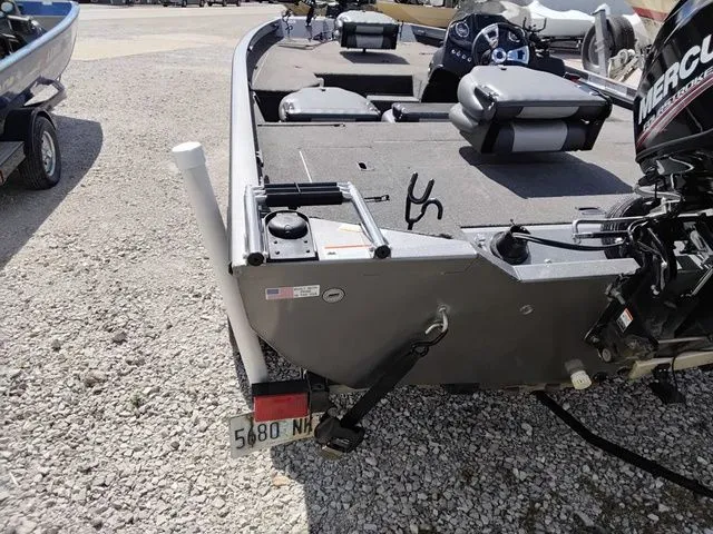 Slide: The Image of Lowe Stinger 175 2017 - 6