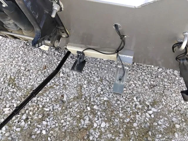 Slide: The Image of Lowe Stinger 175 2017 - 8