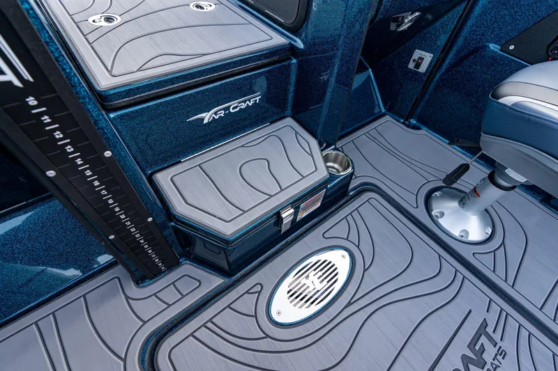 Slide: The Image of 2025 Yar-Craft 210 TFX SP boat interior with sleek design and modern features. - 17