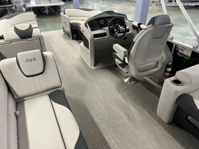 Slide: The Image of Avalon 23 LSZ Elite 2026 - 15