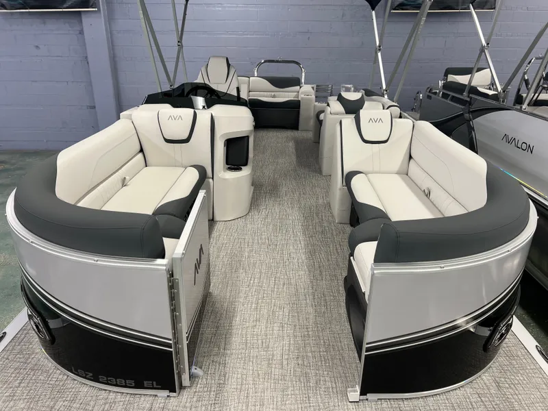 Slide: The Image of Avalon 23 LSZ Elite 2026 - 3