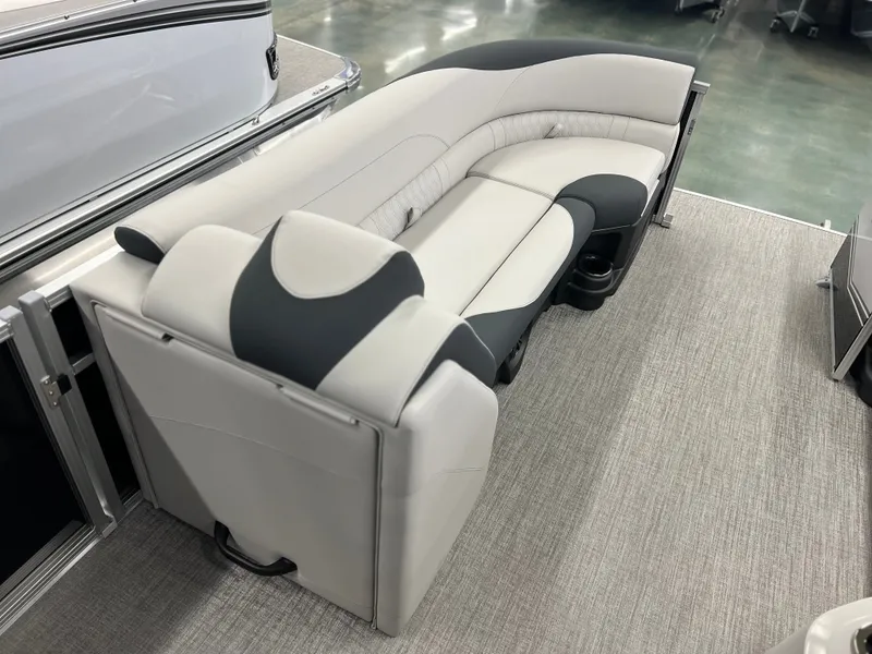 Slide: The Image of Avalon 23 LSZ Elite 2026 - 5