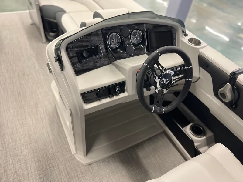 Slide: The Image of Avalon 23 LSZ Elite 2026 - 7